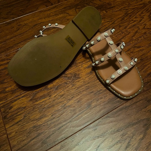 Steve Madden Sandals - Picture 3 of 3